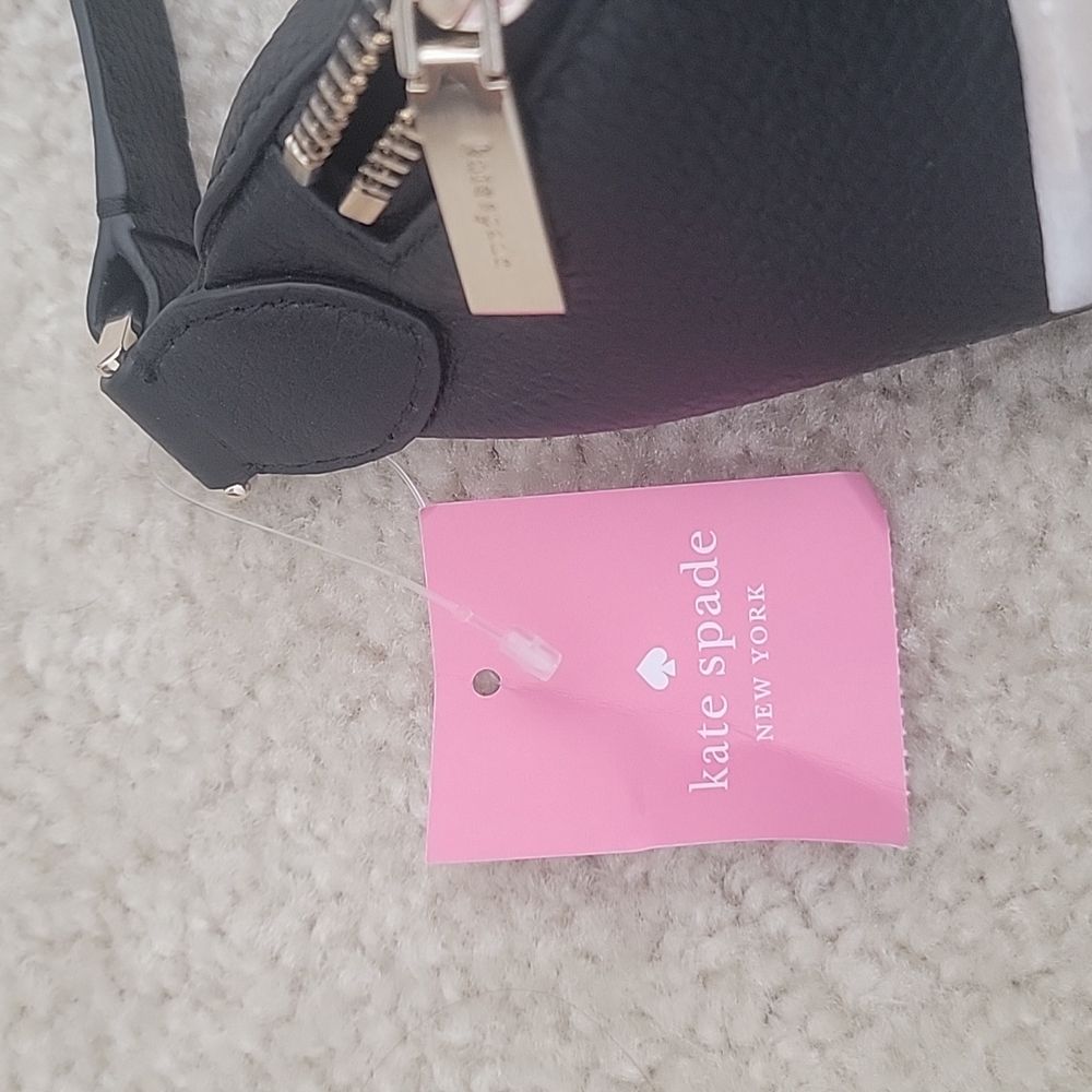 Zipper Closure Kate Spade Leila Belt Bag - Picture 8 of 11
